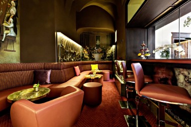 Living Hotel De Medici: Bar/Salon