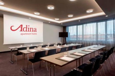 Adina Apartment Hotel Nuremberg: Sala de conferências