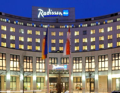 Radisson Blu Hotel Cottbus: Вид снаружи