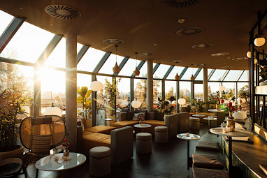 Wasserturm Hotel Cologne – Curio Collection by Hilton™: Restaurant