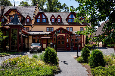 Schlosshotel Weyberhöfe: Außenansicht