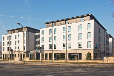 Motel One Dresden-Palaisplatz: Außenansicht