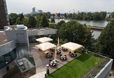 Delta Hotels by Marriott Frankfurt Offenbach: 酒吧/休息室