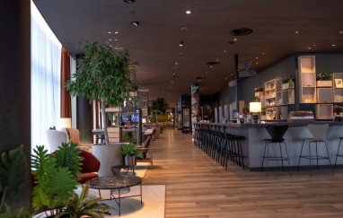 IntercityHotel Amsterdam Airport: Restaurant