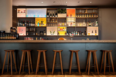 IntercityHotel Geneva: Bar/Lounge