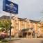 Microtel Inn & Suites by Wyndham Garland/Dallas